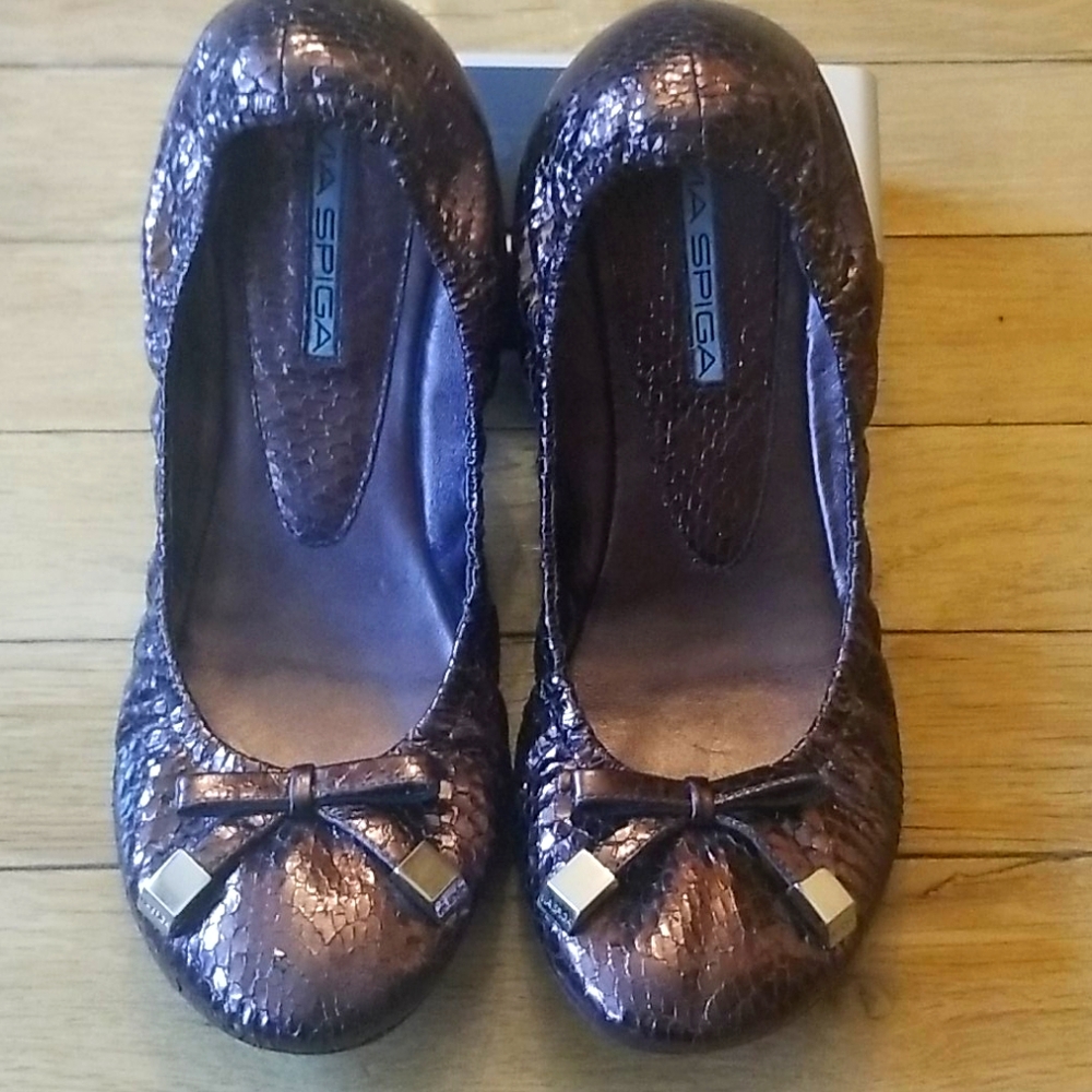 Via Spiga brown patent flats, 9.5